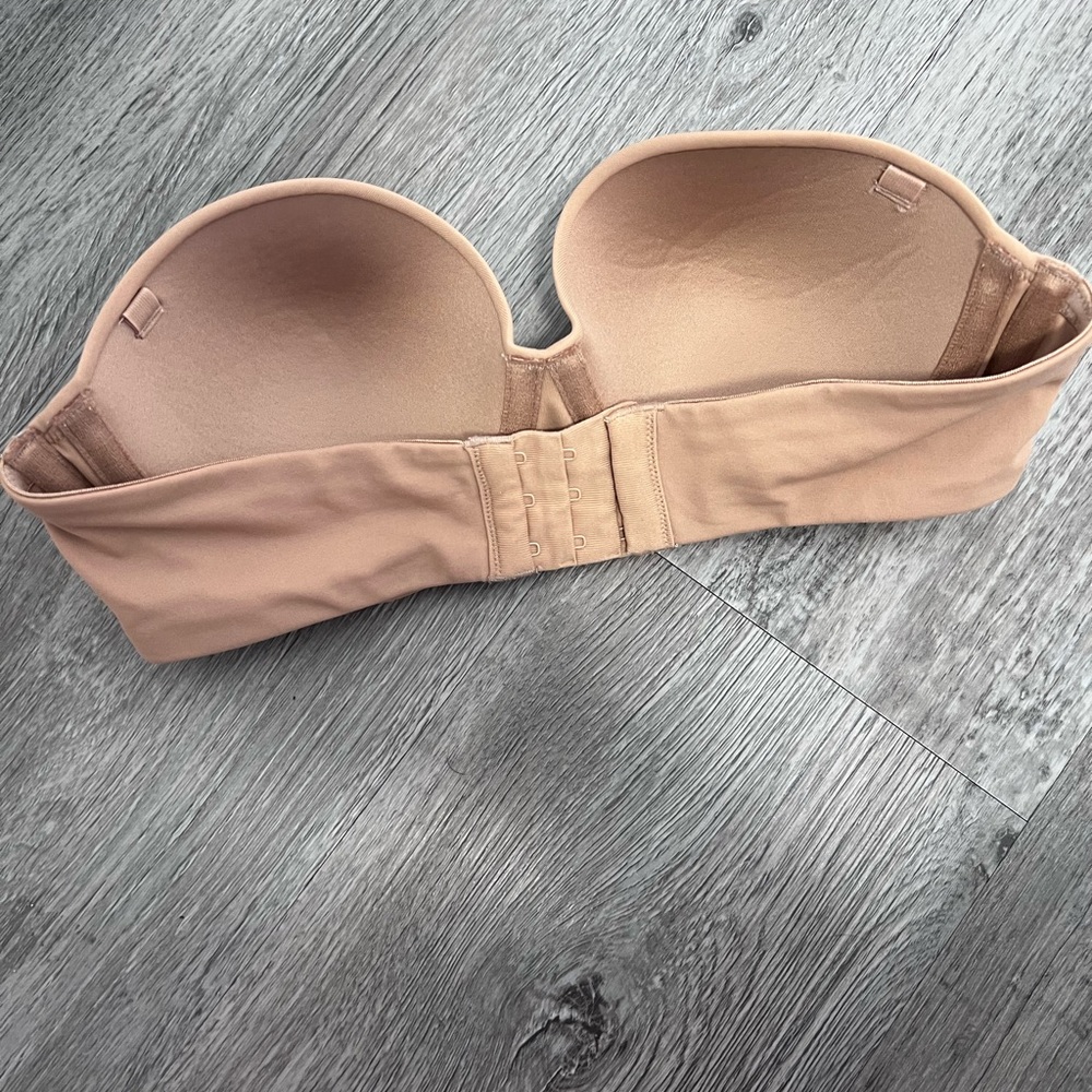 Ambrielle Nude Strapless Bra Size 34B - Picture 2 of 3